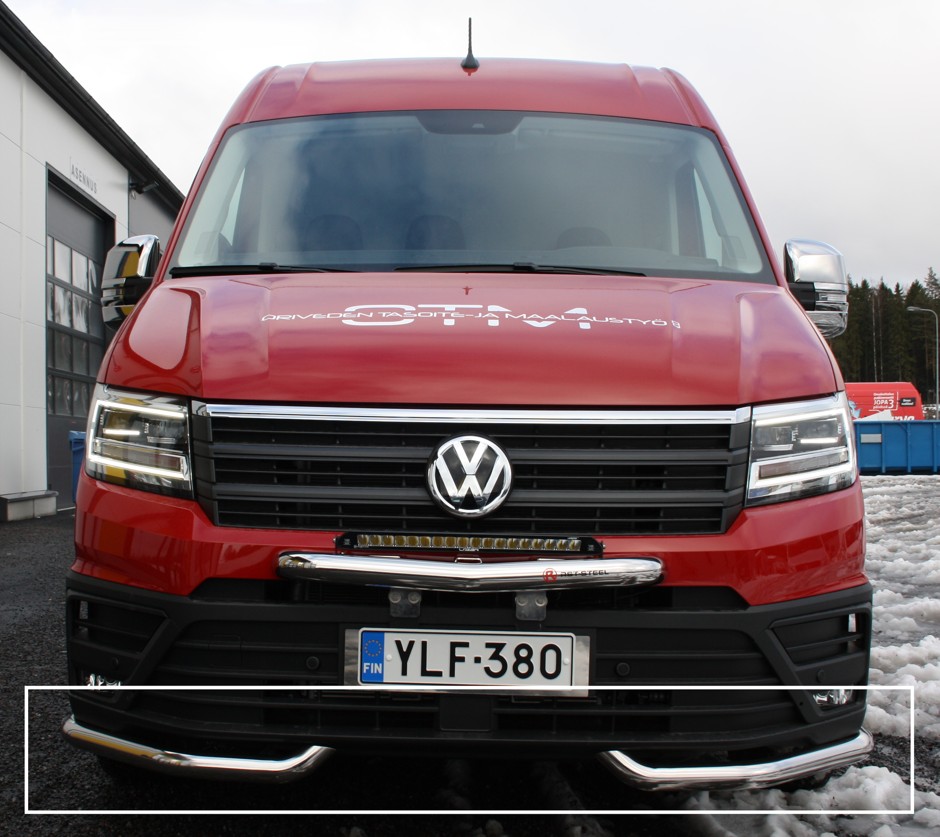 Kuvassa främre spoilerbågar VW Crafter 2017-/ Man TGE 2018-