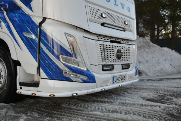 Frontspoilerbåge Volvo FH AERO