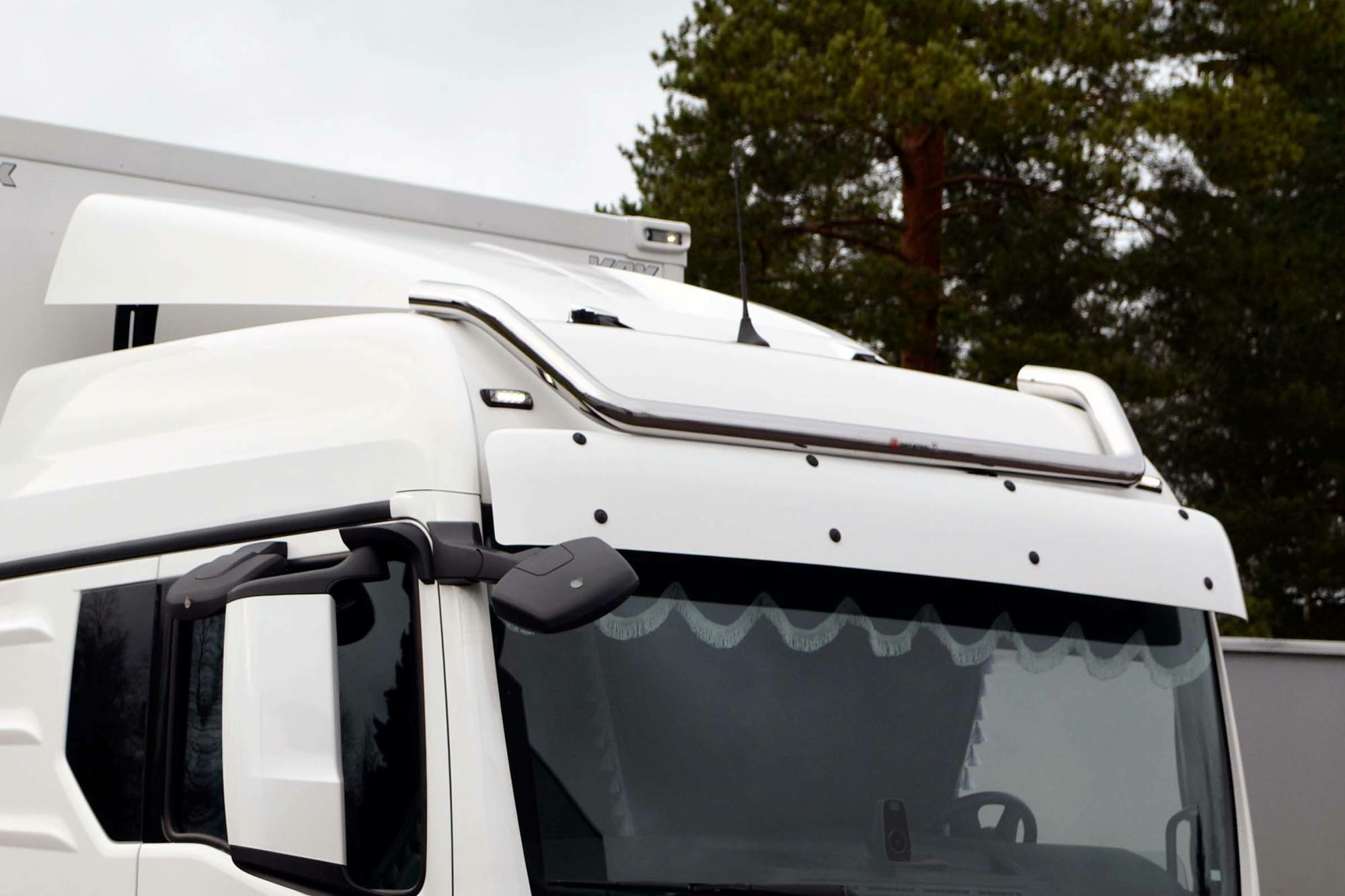 Roof Bar MAN TGX GM-cab 2021-