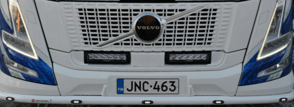 Lazer Triple-R 850 Lighting Package For Volvo FH AERO Grille - Image 2