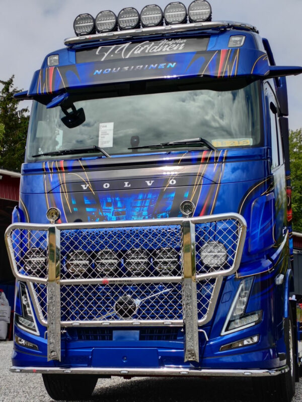 Bull Bar Dakar Volvo FH AERO 2024- - Image 2