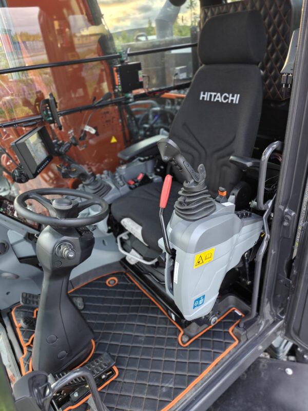 Floor mats Hitachi ZX135 - ZX220W-7 - Bild 2