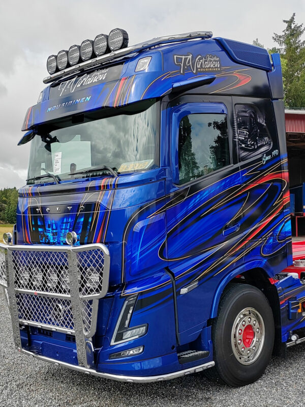 Bull Bar Dakar Volvo FH AERO 2024- - Image 3