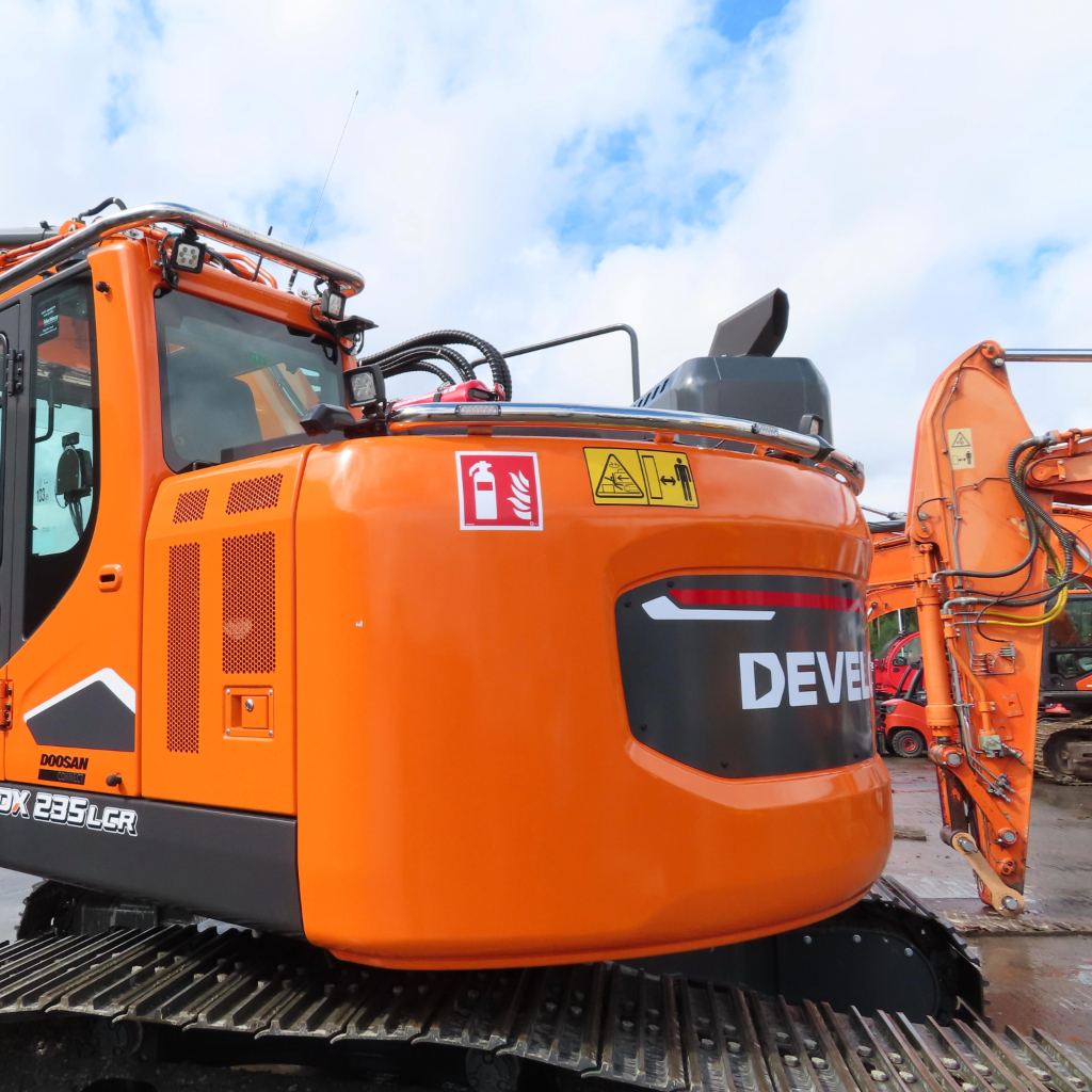 Counterweight Bar Develon DX235LCR-7 - Image 2