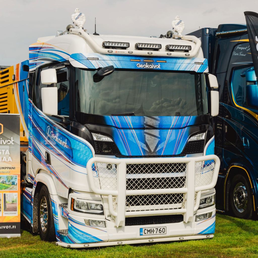 Scania NextGen R/S Bull Bar Dakar V32 (LegalPro) - Image 2
