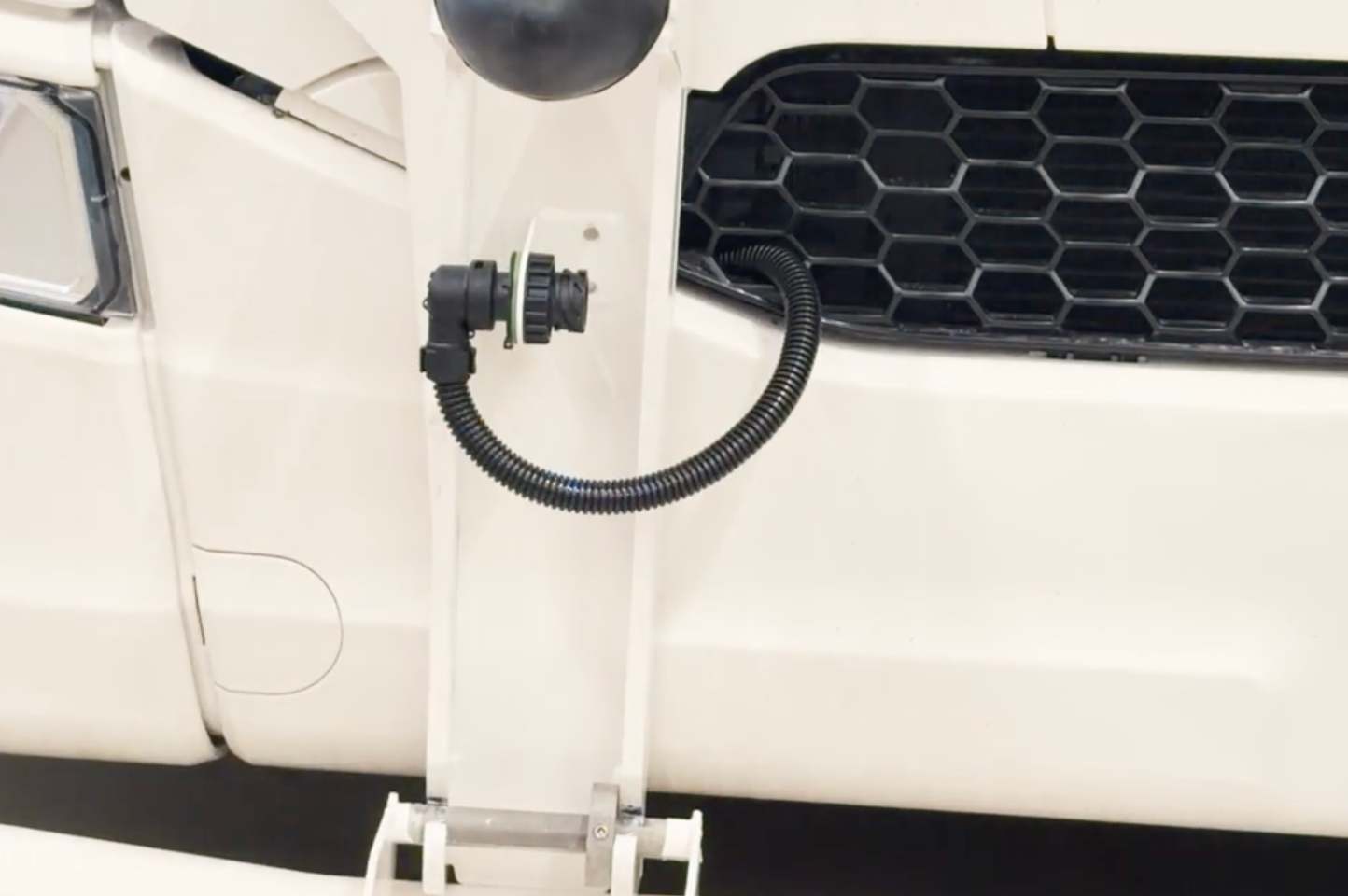 Scania NextGen R/S Bullbar Freeway V67 (LegalPro) - Image 4