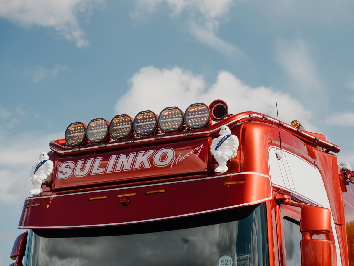 Roof Bar Basic Long V16 Scania NextGen - Highline S12 - Image 3