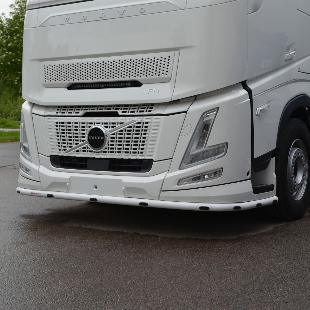 Front Spoiler Bar Lowline V19 Volvo FH AERO - Image 2