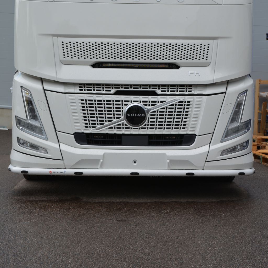 Front Spoiler Bar Lowline V19 Volvo FH AERO