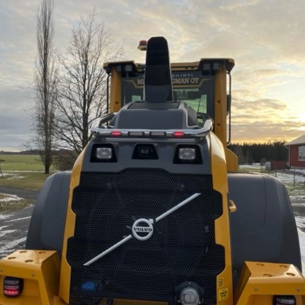 Hood Bar Volvo L60H /L90H - Image 3
