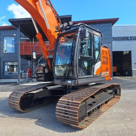 Roof Bar Hitachi 7 Series (THI106 Short Cab)