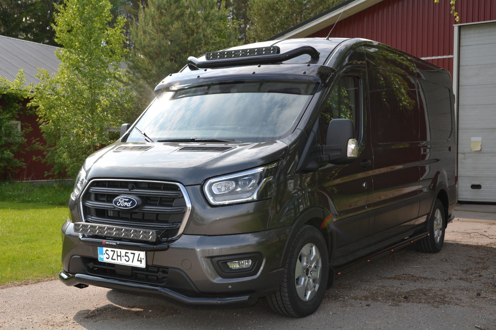 Roof Bar For High-Roof Vans (Narrow) Ø76mm - Image 2