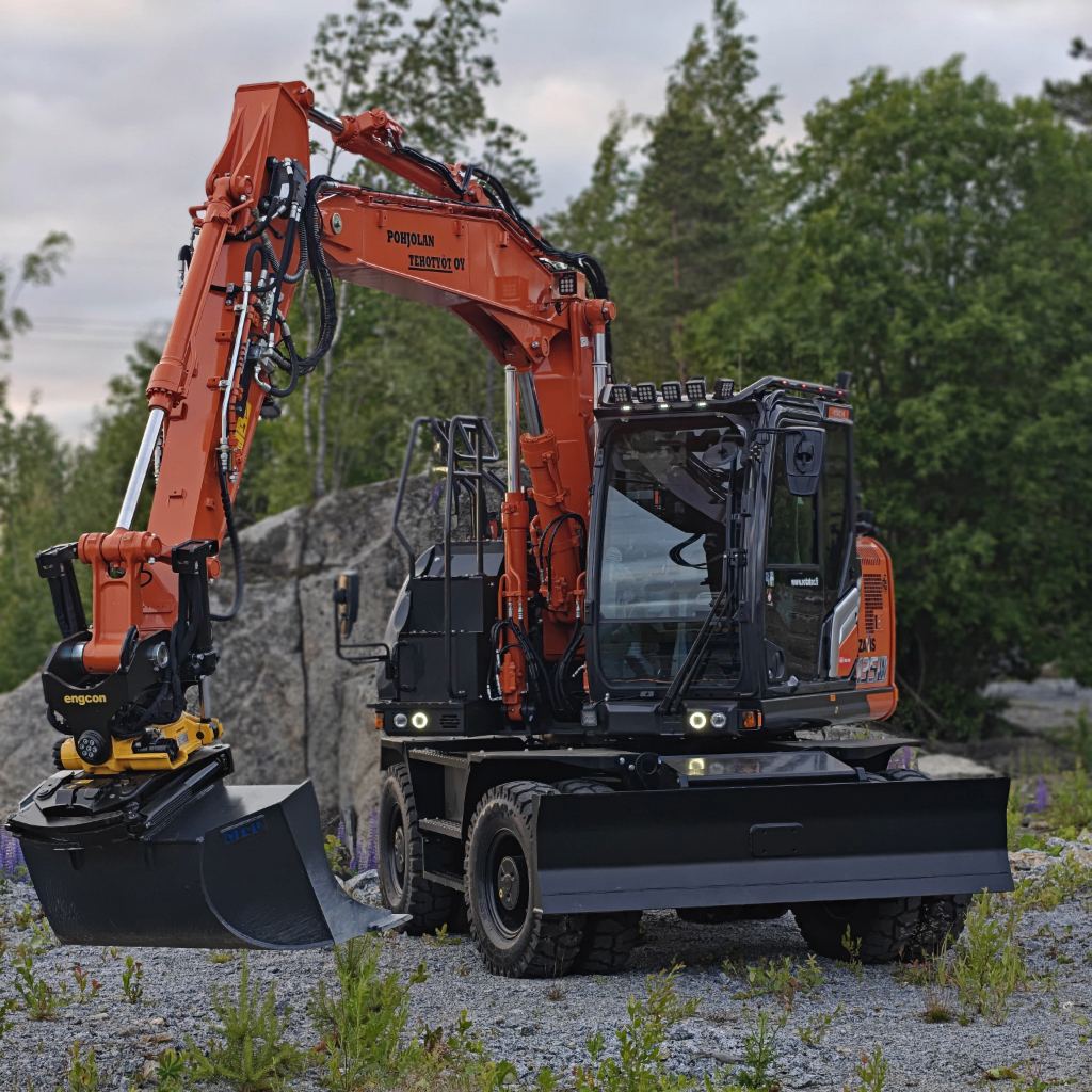 Roof Bar Hitachi 7-Serie Long Cab