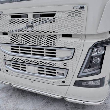 Front Spoiler Bar Volvo FM/FH4, 3-Part