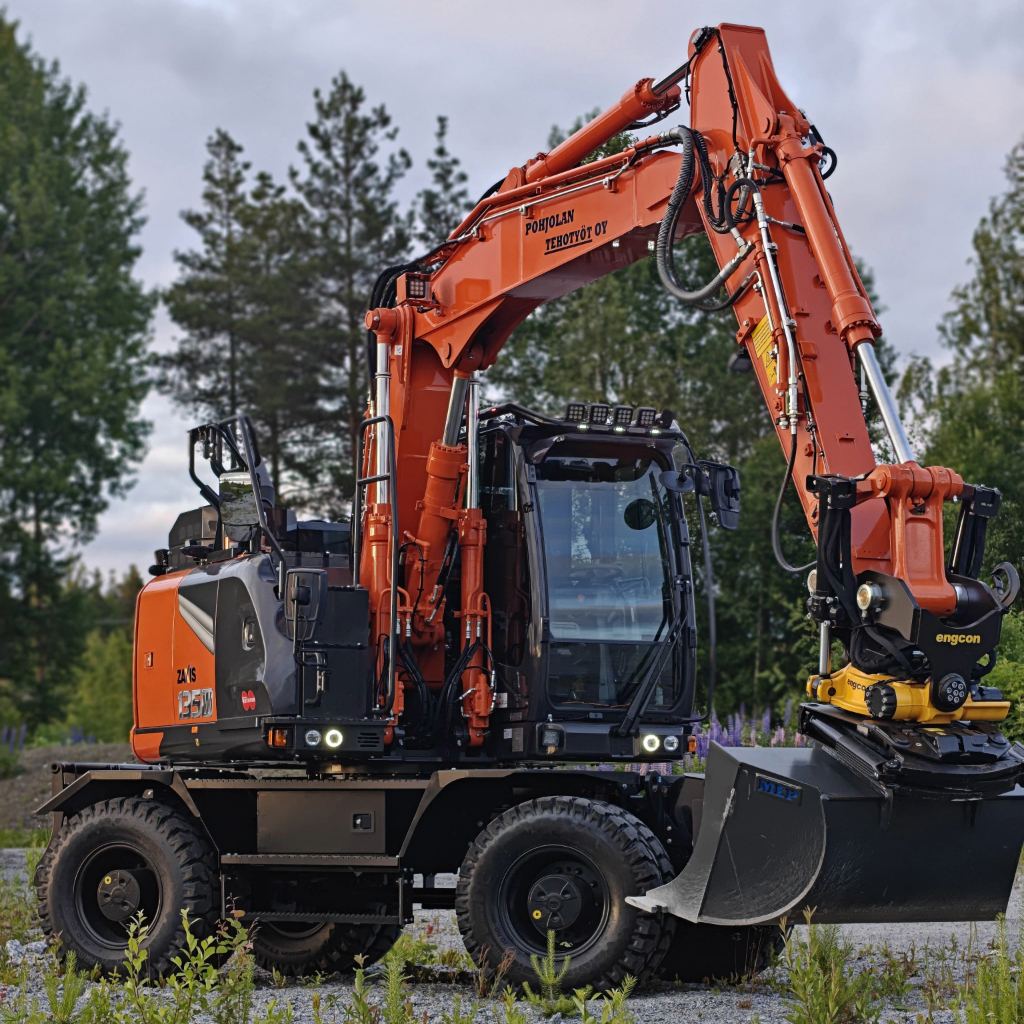 Roof Bar Hitachi 7-Serie Long Cab - Image 2